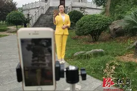 东安：李雨儿助阵 副县长网络直播为大美东安代言图片