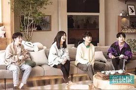 《朋友请听好》何炅周震南合唱致敬抗疫英雄图片