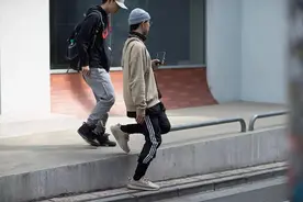 日本人是怎么把 Supreme 穿成精神小伙的？图片