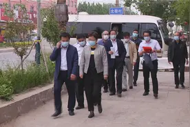 31秒丨滨州副市长潘青来滨城区走访慰问贫困残疾群众视频封面
