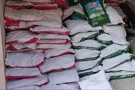 查获30余吨假冒名牌洗衣粉，重庆大渡口警方捣毁一制售假冒名牌洗衣粉窝点图片