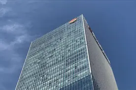 卓越合并深圳地产与置业公司，否认裁员传言，称正常架构调整图片
