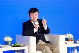 张文宏对话郭广昌谈疫情：最快明年3月有疫苗，所有国家抗体阳性比例都很低图片