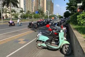 南宁地铁站周边非机动车泊位实行统一管理 电动自行车白天每次1元图片