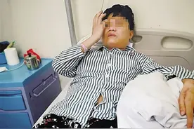 定安小伙左腿骨块掉落被寄养在右腿 半年后回植成功图片