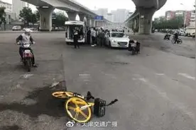 天津考生路上与车相撞，紧急救助护送继续考试图片