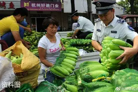 浙江提出合理设定流动摊贩场所鼓励灵活就业图片