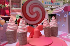 糖果乐园浪漫来袭，吾悦广场掀起甜蜜风暴图片