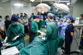 隆胸后遗症之包膜挛缩的理论研究及解决之策图片