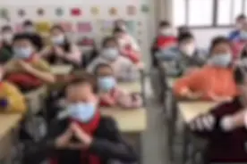 江苏淮安老师让小学生表演肖战舞蹈，被取消评先评优资格通报批评图片