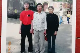 扩散！河南老人寻失踪8年的硕士儿子图片