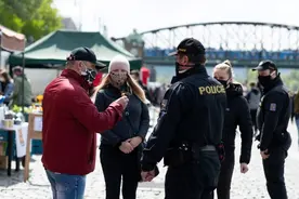 捷克国家紧急状态5月18日正式结束图片