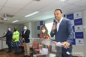 比亚迪驶入巴西首个纯电动快速公交系统图片