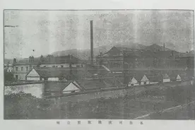 张裕公司早在100多年前就创办玻璃厂制造酒瓶图片