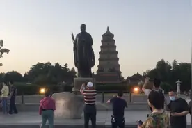 探访“三脚架报备景区”：保安称现无需报视频封面