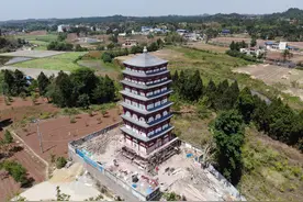 白塔被染色重新加顶盖？四川资阳维修省保古塔引群众质疑 文管部门：修缮方法符合要求图片