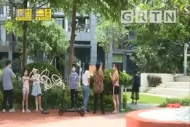 当心！4岁男童被这种器械夹伤，导致手指截肢！很多小区都有……图片