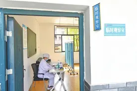 教室只坐20名学生 午餐送教室 武汉初三复学复课准备好了图片