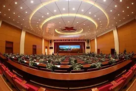 同台竞技练谋略：云南总队开展“论剑-2020”指挥员、参谋人员比武图片