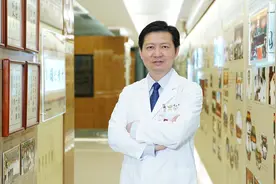 间歇性无痛血尿？当心是这种恶性肿瘤作怪图片