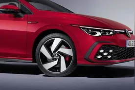 当电动车轻松跑赢你，小钢炮还有什么意义？图片