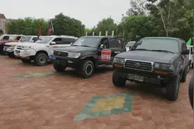 超燃！新疆策勒沙漠越野赛火热启幕图片