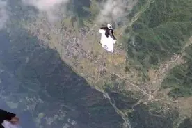 深度｜翼装飞行是玩命？拒绝冒险，专业比赛都要“看天吃饭”图片