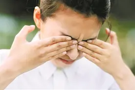 天热眼睛长“痘痘”？千万别乱挤图片