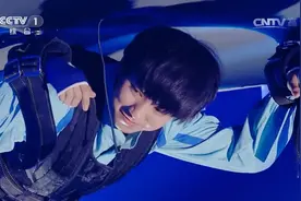 加油向未来：TFBOYS挑战黑洞环节，王俊凯竟希望队友答错，为什么视频封面