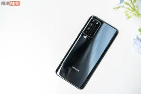 荣耀X10 游戏性能评测：麒麟820 真一代神 U图片