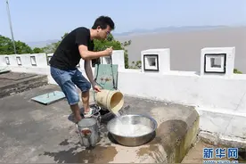 人在灯亮：五代守塔人的“百年孤独”图片