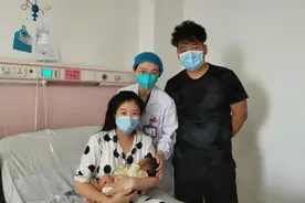 武汉三胞胎孕妇无奈只留下一胎，背后的故事让人泪目……图片