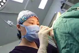 想做双眼皮，“肉条”让你望而却步？我们应该怎么办？图片
