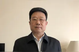 全国人大代表、江苏省人社厅厅长戴元湖：抢抓人工智能发展契机的同时要防范规模性失业风险图片
