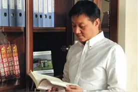 全国人大代表李宝忠：应给在港上市的内地企业进行政策“松绑”图片