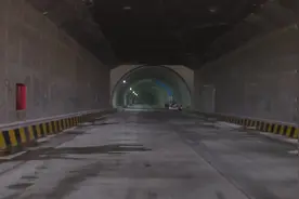 记者探访济南顺河快速路南延线隧道 暗挖已贯通9月底全线建成通车图片