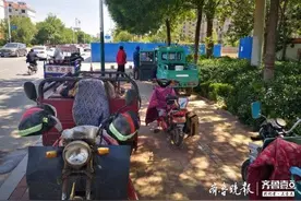 探访滨州零工市场：存在了20多年，上百人每天在这儿找活干图片