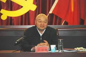 内蒙古一正厅贪腐细节获披露：单次索贿3000万，近20家企业行贿，6名官员涉案图片