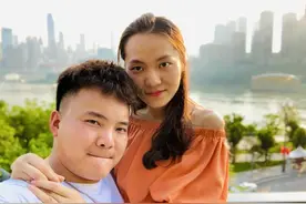 走心！男友出差多地拍下求婚视频 520领证结束10年爱情长跑图片