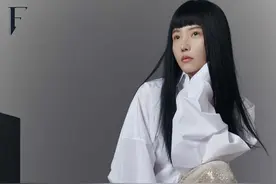 杨子姗最新大片 酷飒甜美无缝切换图片
