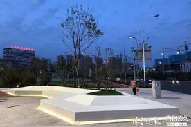 打造烟台新名片，轸格庄立交桥城市南出入口广场照明设施投入运行图片
