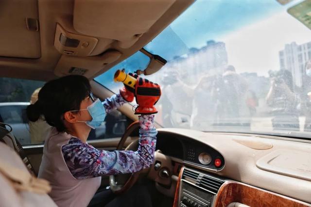 安全锤怎么选？如何快速破拆逃生？消防来支招！有车一族必须了解......