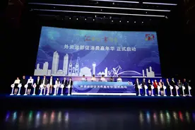 易烊千玺、李宇春代言的这些国际品牌，中国总部都在上海这个区图片
