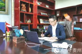 修文县政协委员何治君：不信东风唤不回图片