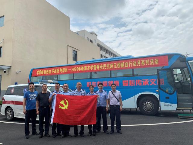 �麣�����۹���������һ����Ƭ������