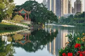 我家门前有条河，又见绿水和清波！「三剑客看两会」图片