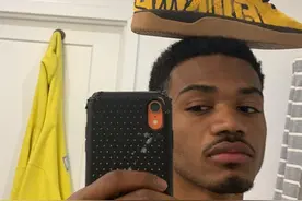 Tyshawn Jones晒照预览全新Fucking Awesome x adidas Tyshawn图片