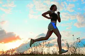 10公里的跑步要领，这样练就对了图片