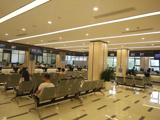 成都高新西区政务中心搬迁啦！来看看新环境怎么样→