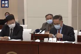 张伯礼哭了图片